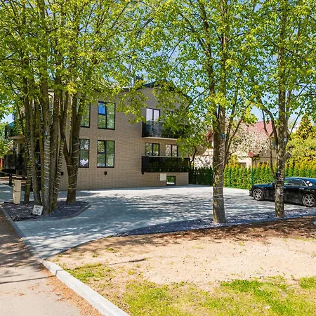 Vila Lt11 Centre Su Pirtimi Ir Baseinu Palanga