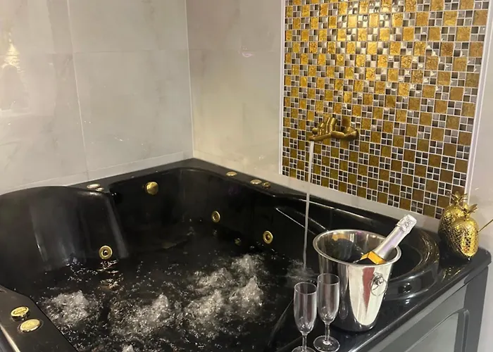 Affittacamere Lt11 3*