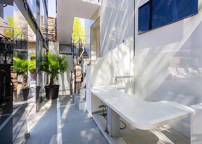 Affittacamere Lt11 3*